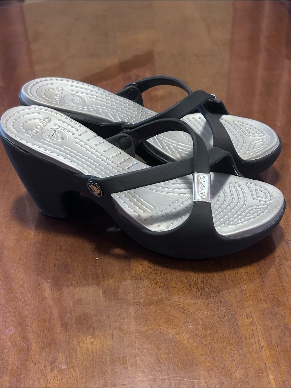 Crocs Sandals Womens Size 9 Cyprus IV Slip on Slide Heel Strappy 14558 Black - Picture 3 of 13